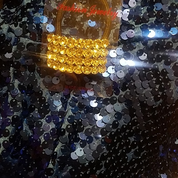 Costume dance - Picture 5 of 8